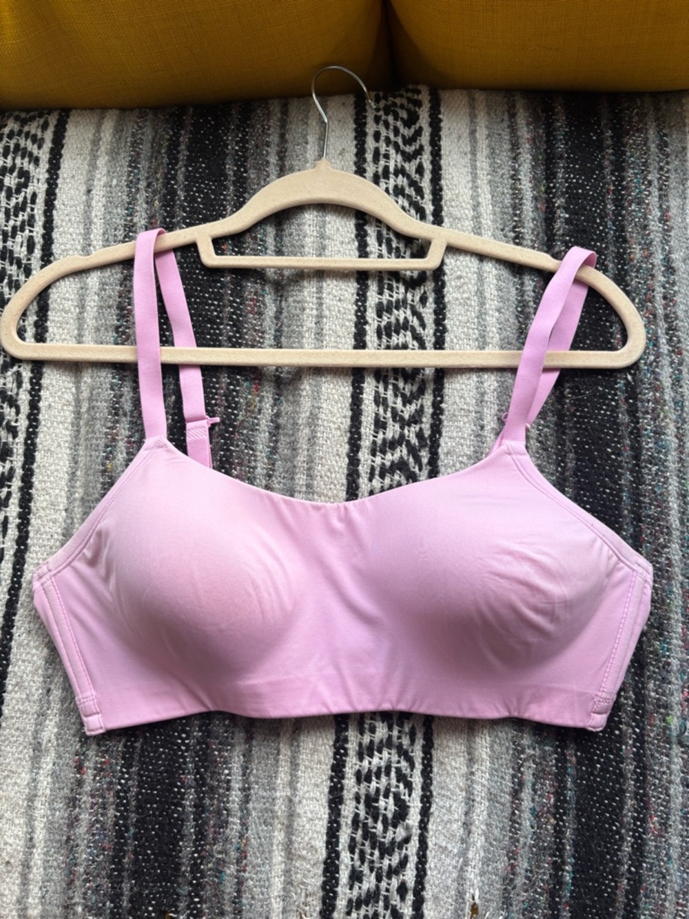 KNIX scoop bra - Light Pink Seamless Bralette with Adjustable Straps